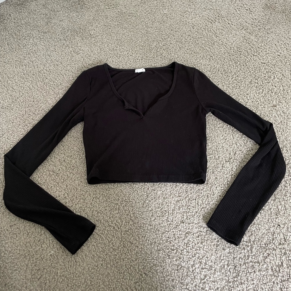 Cropped Long Sleeve Shirt